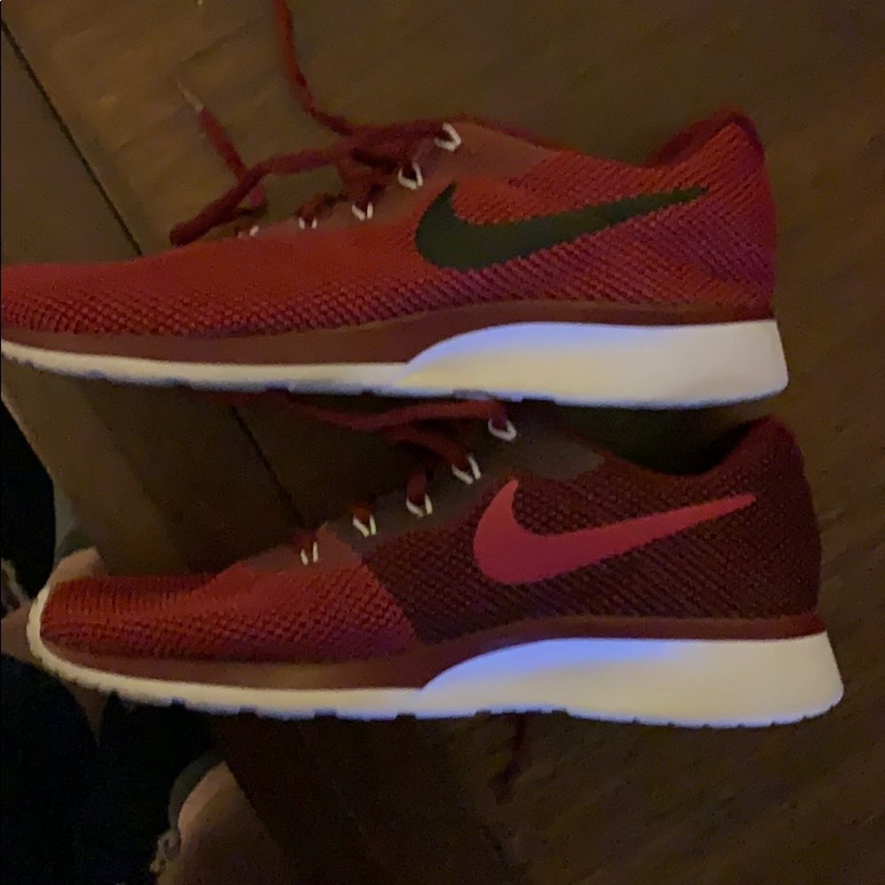 Men’s Red Tanjun Racer Nike Shoes